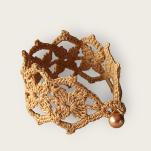 Csipke karkötő pikós okker, Ékszer, Karkötő, Széles karkötő, Horgolás, MESKA