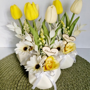 Anyák napi tulipános asztaldísz , Otthon & Lakás, Dekoráció, Asztal és polc dekoráció, Asztaldísz, Virágkötés, MESKA