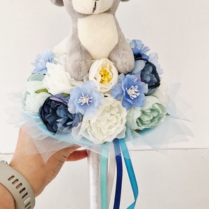 Kutyás ballagási csokor - otthon & életmód - virágdekoráció - virágok - virágcsokor - Meska.hu