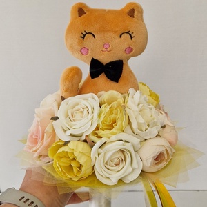 Ovis cicás ballagási csokor, Otthon & Életmód, Virágdekoráció, Virágok, Virágcsokor, Virágkötés, Átmérője 20cm, MESKA