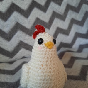Horgolt tyúk - amigurumi tyúk - nem csak húsvétra - otthon & életmód - dekoráció - asztal és polc dekoráció - asztaldísz - Meska.hu