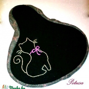 Bicikli üléshuzat ANNA RÉSZÉRE nyeregvédő kerékpár Fekete-fehér pöttyös  -  - Meska.hu