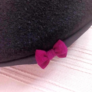 Vízlepergető bicikli üléshuzat lila masnival kerékpár vízlepergető  - játék & sport - sport és kikapcsolódás - kerékpározás - biciklis táska - Meska.hu