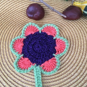 Virágos alátét - otthon & életmód - dekoráció - asztal és polc dekoráció - asztaldísz - Meska.hu