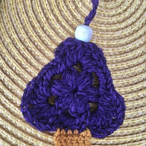 Lila karácsonyfa dísz  - otthon & életmód - dekoráció - asztal és polc dekoráció - asztaldísz - Meska.hu