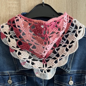 Batik horgolt  bandana kendő - ruha & divat - sál, sapka, kendő - kendő - Meska.hu