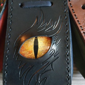 Sárkányszemes kockatartó szütyő - ARANY szemmel - játék & sport - táblajáték és kártyajáték - társasjátékok - dobókocka - Meska.hu