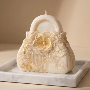 Aranyporos virágos szójaviasz kistáska�?, Otthon & Életmód, Gyertya, illat, aroma, Gyertya, Gyertya-, mécseskészítés, MESKA