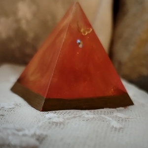 Piramis, Otthon & Életmód, Dekoráció, Asztal és polc dekoráció, Asztaldísz, , MESKA