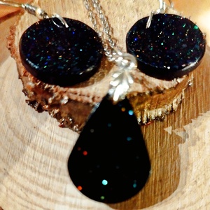 Fülbevaló és nyaklánc medállal szettben - ékszer - ékszerszett - Meska.hu