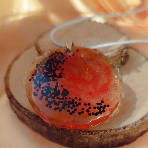 Női medál a Nap és Hold egységét idézve - ékszer - nyaklánc - medál - Meska.hu