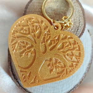 Szív alakú kulcstartó női fa diszítéssel - táska & tok - kulcstartó & táskadísz - kulcstartó - Meska.hu