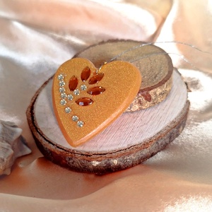 Arany színű szív medál strasszokkal - ékszer - nyaklánc - medál - Meska.hu