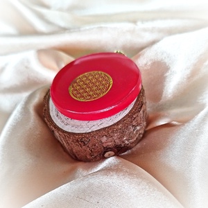 Piros színű kerek medál szimbólummal, Ékszer, Nyaklánc, Medál, Ékszerkészítés, MESKA