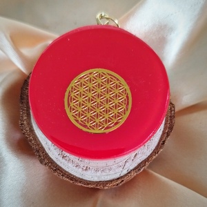 Piros színű kerek medál szimbólummal - ékszer - nyaklánc - medál - Meska.hu