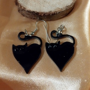 Cica fülbevaló - Meska.hu