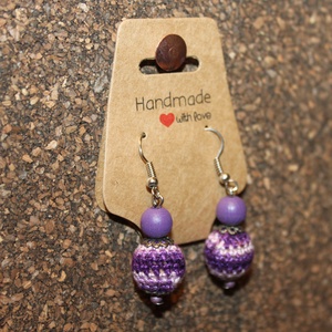 Lila csíkos horgolt gömb fülbevaló - ékszer - fülbevaló - lógó fülbevaló - Meska.hu Lila csíkos horgolt gömb fülbevaló - ékszer - fülbevaló - lógó fülbevaló - Meska.hu