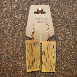 Hárs fa kézműves fülbevaló, Ékszer, Fülbevaló, Lógó fülbevaló, Famegmunkálás, Ékszerkészítés, MESKA