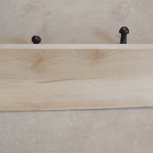 Egyedi formájú rusztikus fogas, fali akasztó juhar fából - otthon & életmód - bútor - fogas - Meska.hu