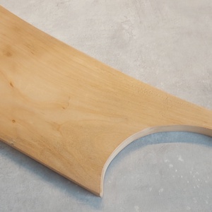 Egyedi formájú szilfa vágódeszka, alátét - otthon & életmód - konyhafelszerelés, tálalás - sütés, főzés - vágódeszka - Meska.hu