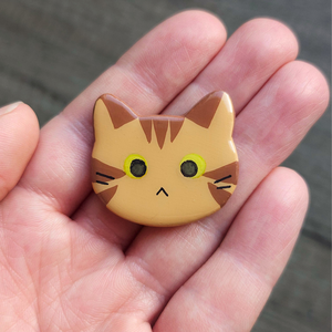 Cica hűtőmágnes - Barna cirmos Kancsal - otthon & életmód - konyhafelszerelés, tálalás - konyhai dekoráció - hűtőmágnes - Meska.hu