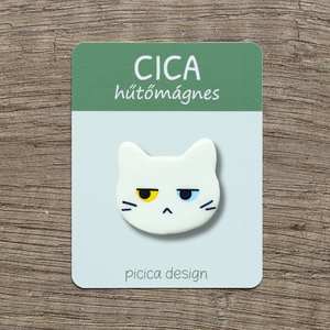 Cica hűtőmágnes - Fehér Morcos, Otthon & Életmód, Konyhafelszerelés, tálalás, Konyhai dekoráció, Hűtőmágnes, Gyurma, Festett tárgyak, MESKA