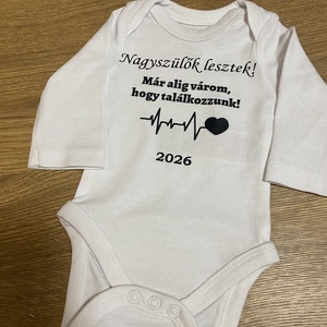 Baba bejelentő body nagyszülőknek, megható vagy vicces felirattal is - játék & sport - babalátogató ajándékcsomag - Meska.hu