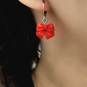 Cuki Masni fülbevaló ezüst színű akasztóval, Ékszer, Fülbevaló, Lógó fülbevaló, Ékszerkészítés, MESKA