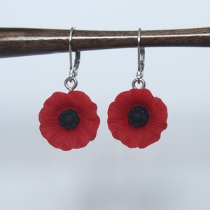 Pipacs fülbevaló ezüst színű akasztóval - ékszer - fülbevaló - lógó fülbevaló - Meska.hu