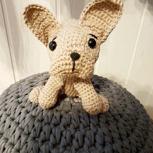 Kézzel horgolt bulldog kutyus. - játék & sport - plüssállat & játékfigura - más figura - Meska.hu