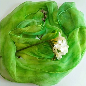 Chiffon sál, zöld árnyalatokkal, batik technikával - Meska.hu