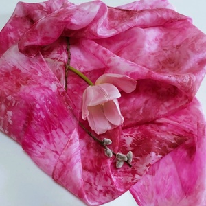 Tavaszi, batikolt, pink selyemkendő  - Meska.hu
