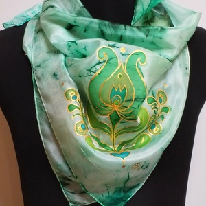 Palóc szűrminta ihlette, de színeiben újragondolt, kézzel festett hernyóselyem kendő, Ruha & Divat, Sál, Sapka, Kendő, Vállkendő, Selyemfestés, MESKA