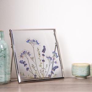 Anyák napja ajándék Levendula és kékszakáll virágok ezüstös keretben 16 x 16 cm - otthon & életmód - dekoráció - kép & falikép - képkeret - Meska.hu