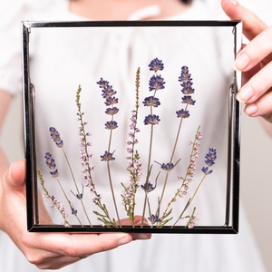 Levendula és rózsaszín csarab virágok ezüstös keretben 16 x 16 cm - otthon & életmód - dekoráció - kép & falikép - képkeret - Meska.hu
