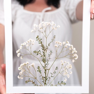 Fátyolvirágok fehér fa keretben 22,5 x 27,5 x 3 cm - otthon & életmód - dekoráció - kép & falikép - üvegkép - Meska.hu