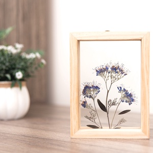 Préselt Kékszakáll natúr fa keretben 10.6 x 15 x 4.1 cm - otthon & életmód - dekoráció - kép & falikép - képkeret - Meska.hu