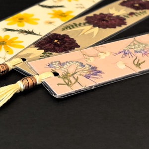 2# Préselt virágos laminált könyvjelző 3 db-os csomagban 20 cm x 4 cm  - otthon & életmód - dekoráció - kép & falikép - üvegkép - Meska.hu
