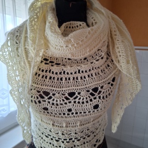 Krémeskendő - ruha & divat - sál, sapka, kendő - kendő - Meska.hu