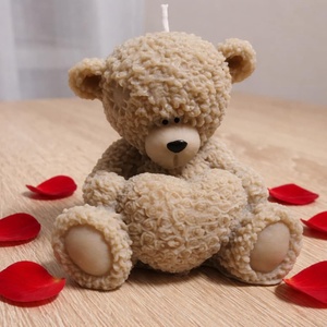 Szivecskés maci dobozban - Meska.hu