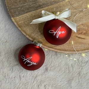 Névre szóló üveggömb, Piros színű - karácsony - karácsonyi lakásdekoráció - karácsonyfadíszek - Meska.hu