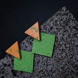 Orange triangle - Színes beton fülbevaló, Ékszer, Fülbevaló, Lógó fülbevaló, Ékszerkészítés, MESKA