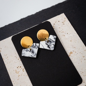 Marble 11 - ékszer - fülbevaló - lógó fülbevaló - Meska.hu