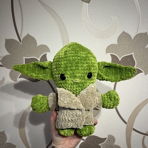 Horgolt Yoda amigurumi, Játék & Sport, Plüssállat & Játékfigura, Más figura, Horgolás, MESKA
