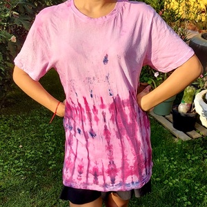 Póló batikolt festett-festett póló - ruha & divat - női ruha - póló, felső - Meska.hu