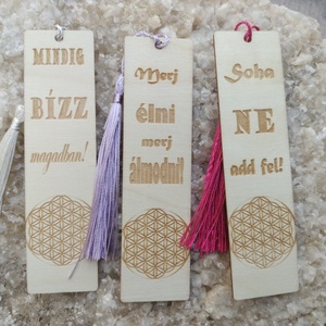 Könyvjelző  motivációs felírattal ajándék gravírozott élet virága mandala  - Meska.hu