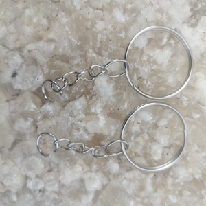 Kulcstartó karika lánccal   - kellékek & szerszámok - csat, karika, zár - Meska.hu