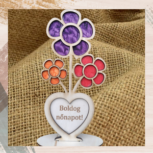 Fa virág gravírozott  Nőnapra egyedi gravírozott Boldog Nőnapot  - otthon & életmód - virágdekoráció - virágdíszek - asztali virágdísz - Meska.hu