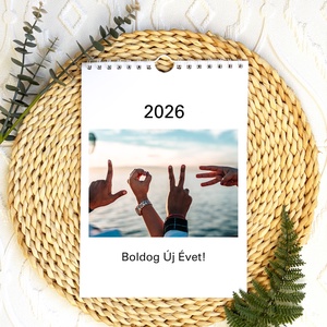 Fényképes falinaptár névnapokkal 2026 - otthon & életmód - dekoráció - fali és függő dekoráció - falinaptár & öröknaptár - Meska.hu