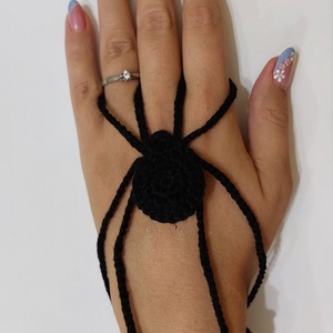 Horgolt Halloweeni csuklódísz / Pókos jelmez kiegészítő - Meska.hu